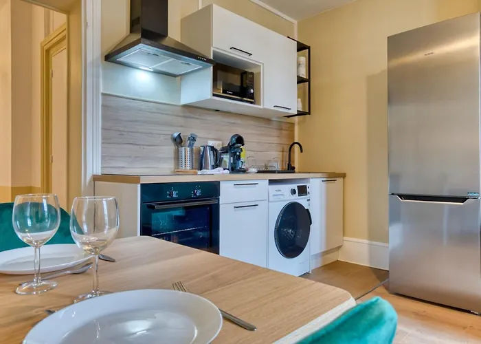 Mathilde Proche Clinique Mathilde * Rouen